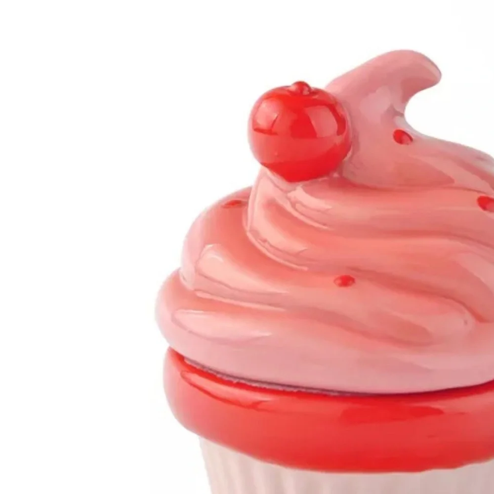 Target Bullseye Playground Valentine’s Day Ceramic Pink Cupcake Trinket Box